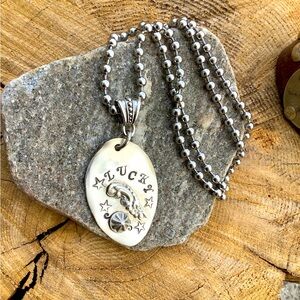 Silver Pendant Necklace ( “lucky”)